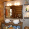 Wnętrza domów z bali - Łazienki