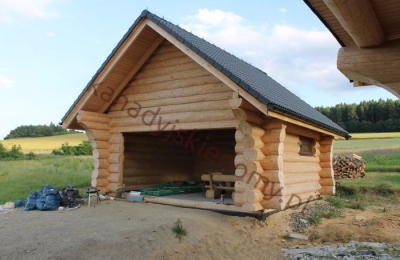 Dobudowy garaże z drewna do domów z bali